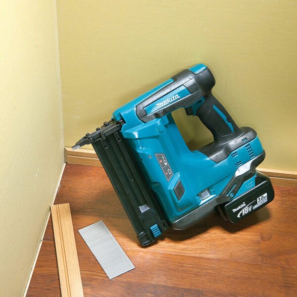 PINADOR 18GA 50MM A BATERIA 18V LXT MAKITA - Imagem 5